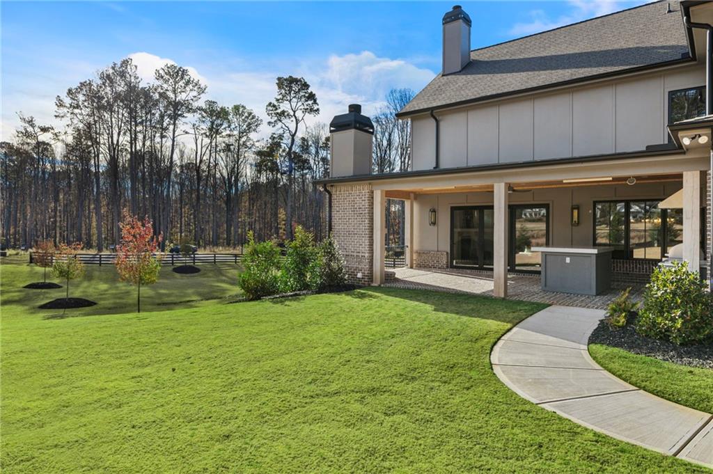 1005 Haddie Way Property Photo 15