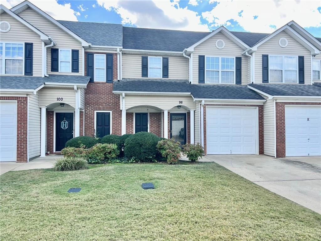 98 Eagle Glen Drive NE