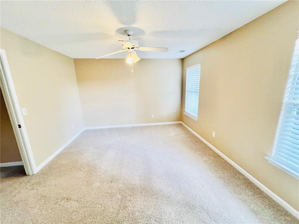 98 Eagle Glen Drive Ne Property Photo 10