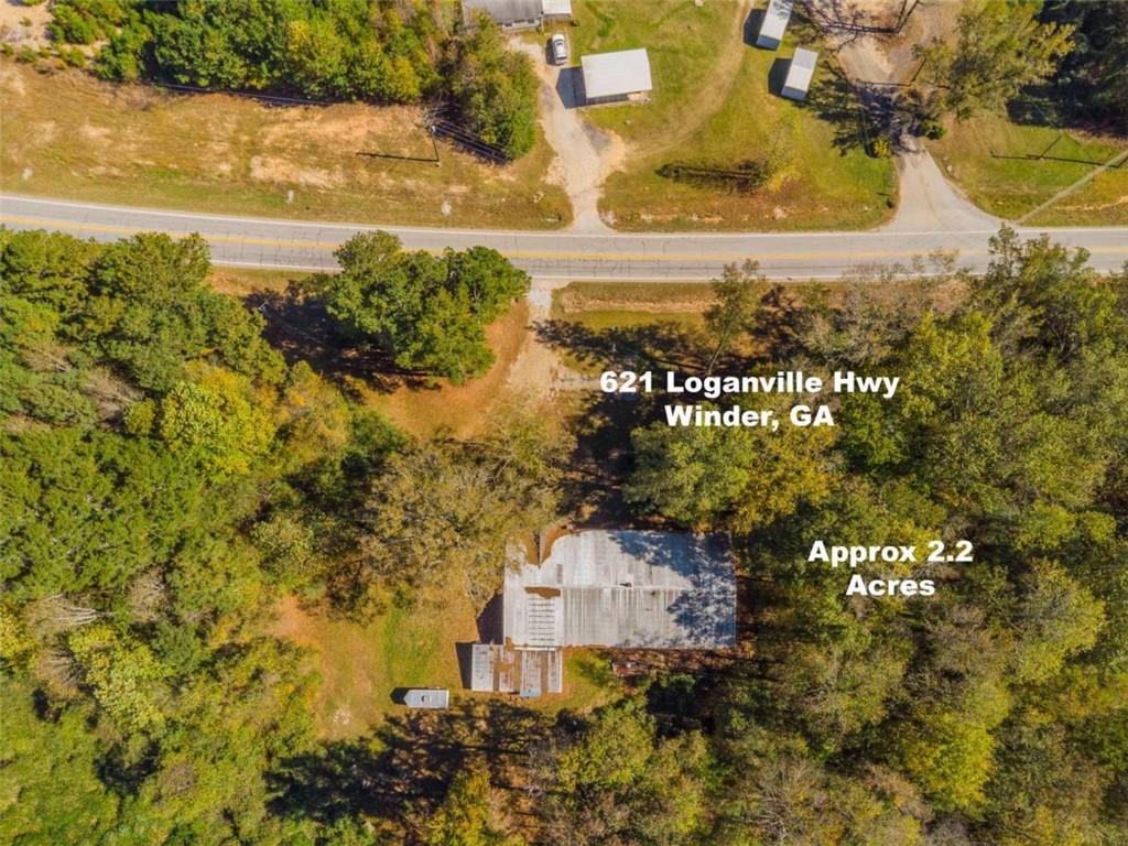 621 Loganville Highway Property Photo 1