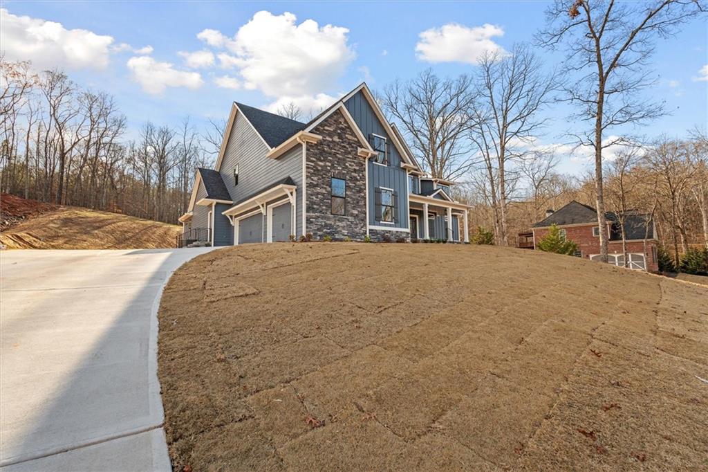 157 West Lake Boulevard Property Photo 4