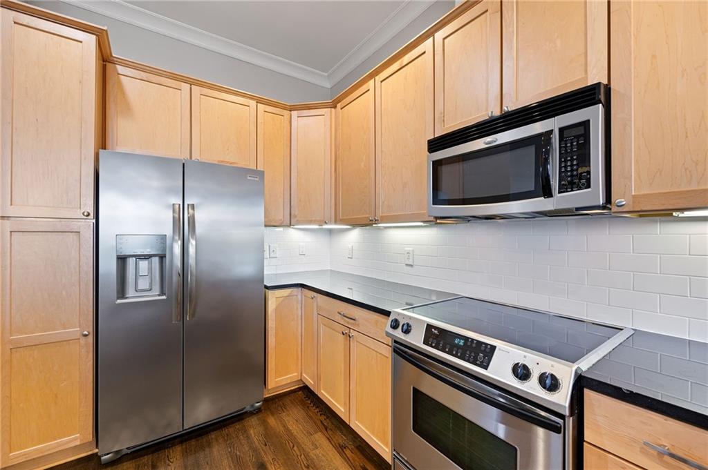 360 Chambers Street Unit 411 Property Photo 11