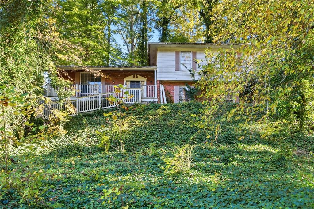 253 Lamplighter Lane Se Property Photo 1