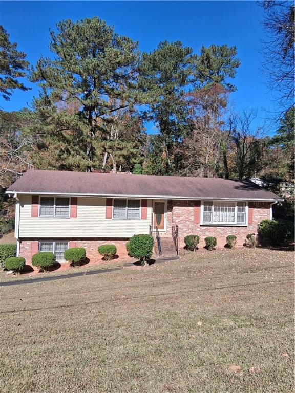 2719 Waleska Way Property Photo 1