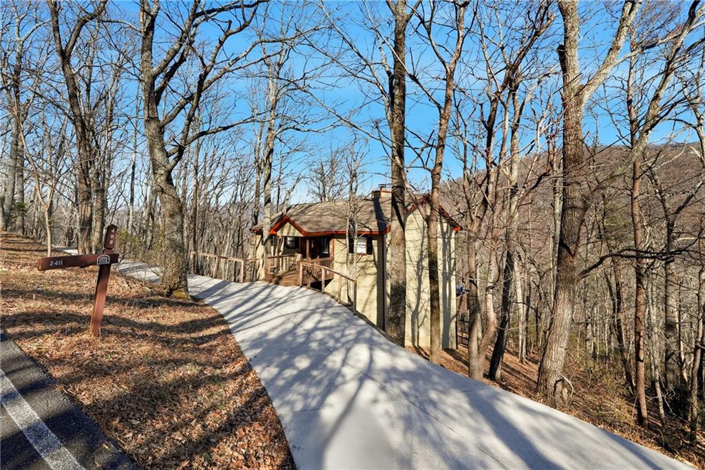 408 Alpine Drive Property Photo 2