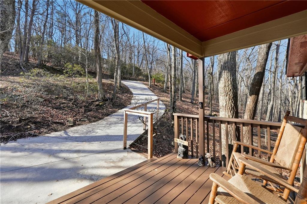 408 Alpine Drive Property Photo 3