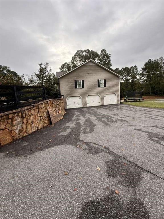1463 Kellogg Creek Road Property Photo 6