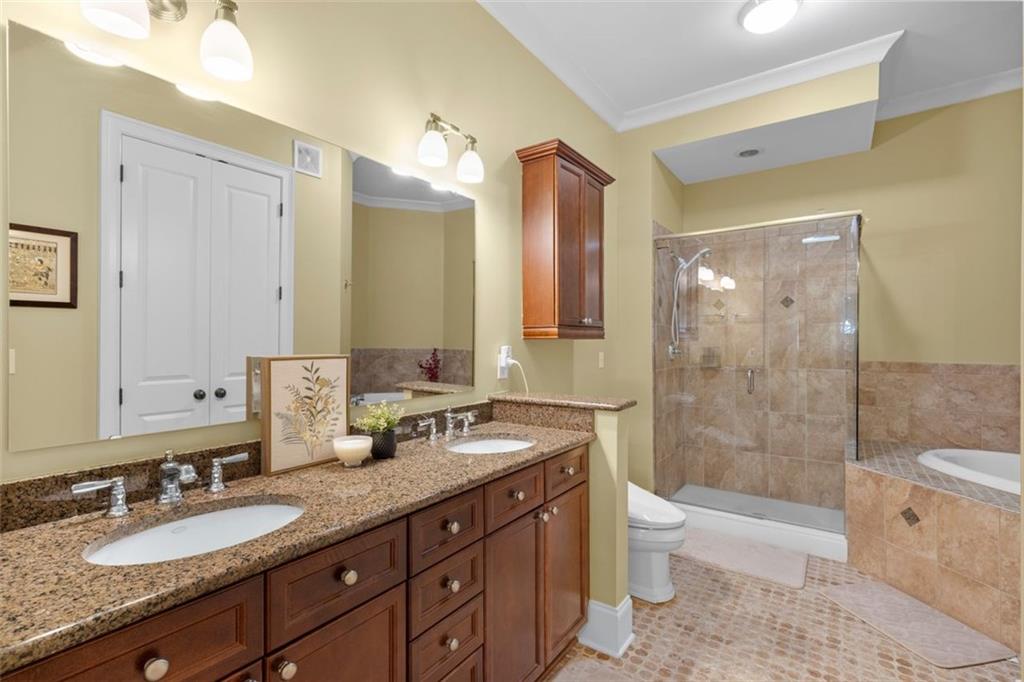 3635 E Paces Circle Unit 1103 Property Photo 17