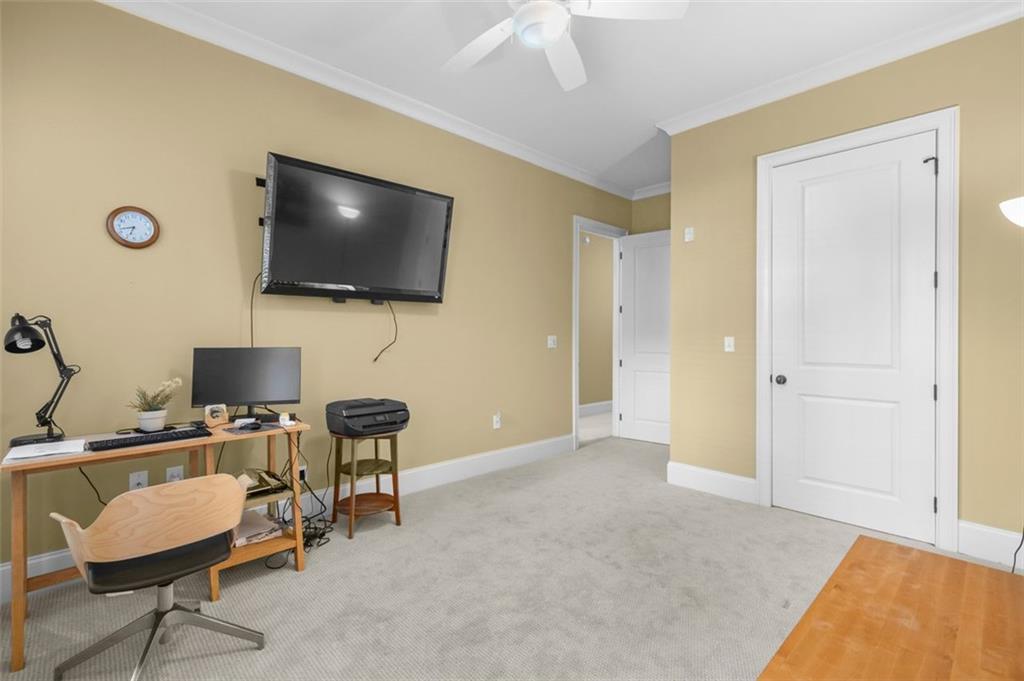3635 E Paces Circle Unit 1103 Property Photo 26
