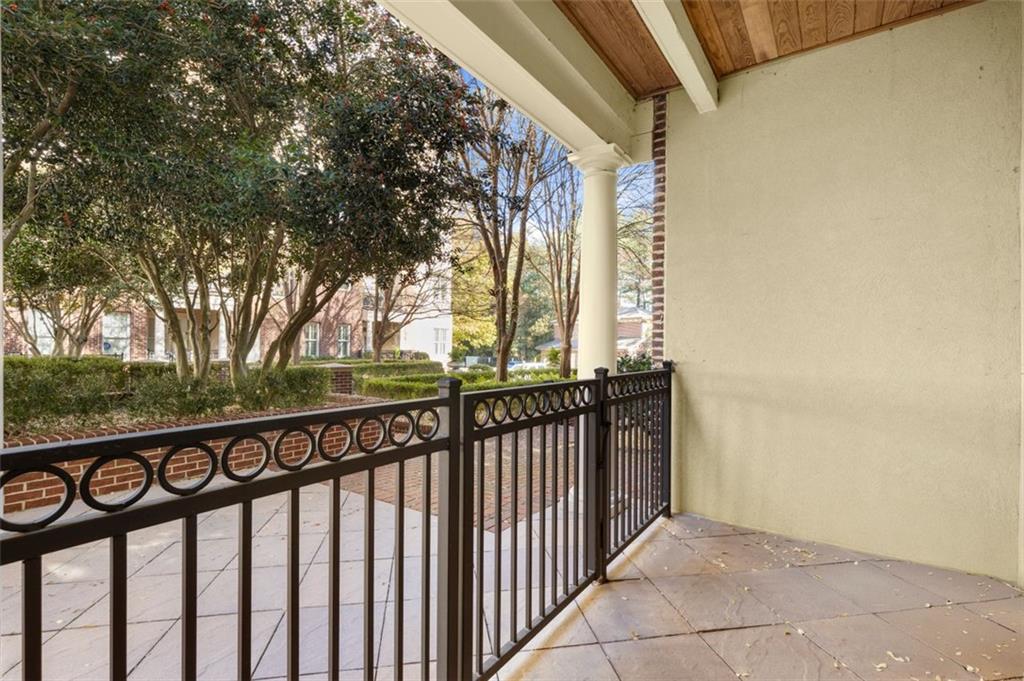 3635 E Paces Circle Unit 1103 Property Photo 27