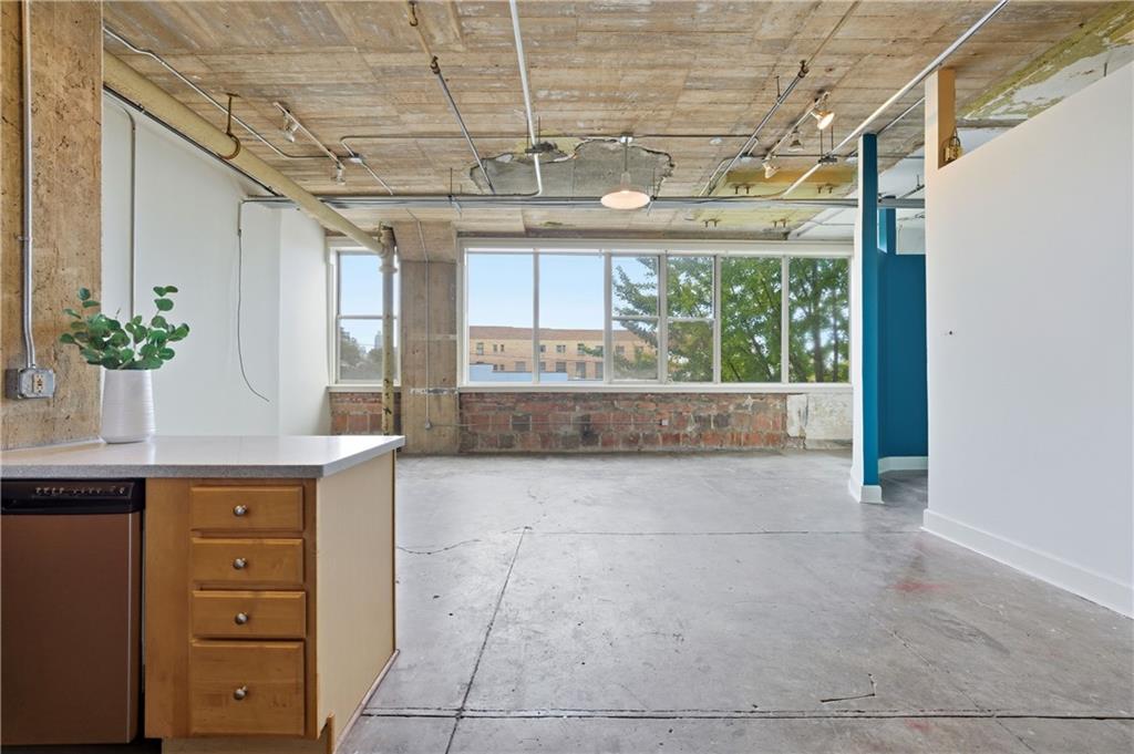 505 Whitehall Street Sw Unit 203 Property Photo 1