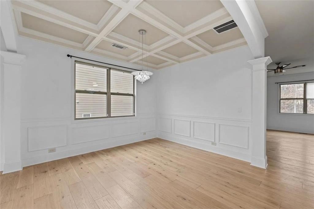 351 The Boulevard Property Photo 9
