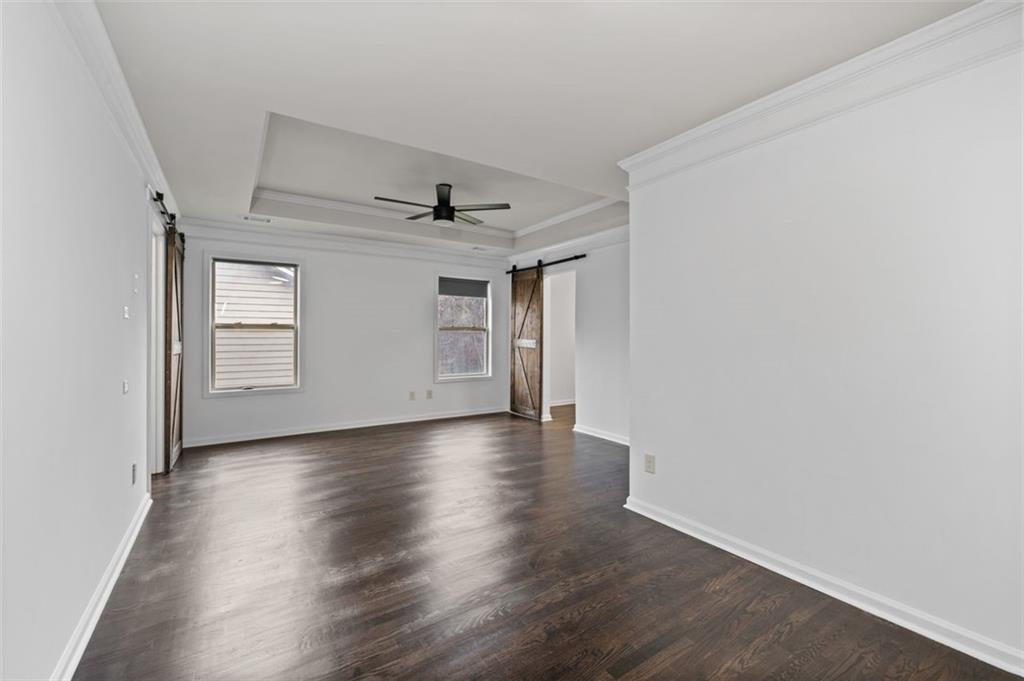 351 The Boulevard Property Photo 33
