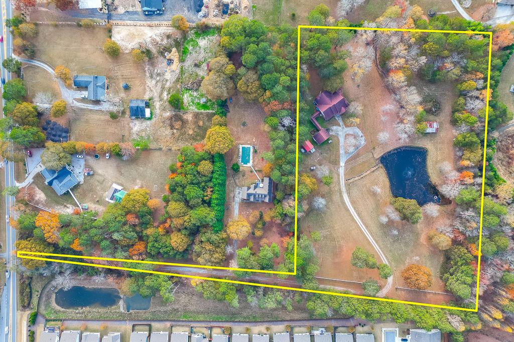 525 Cooper Road Property Photo 1