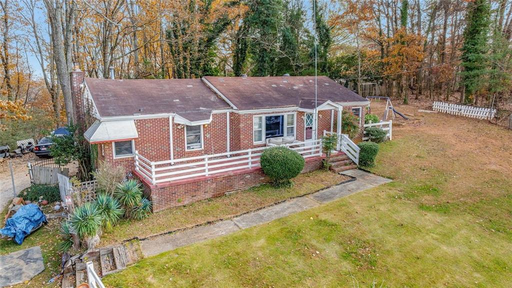 2626 White Sulphur Road Property Photo 7
