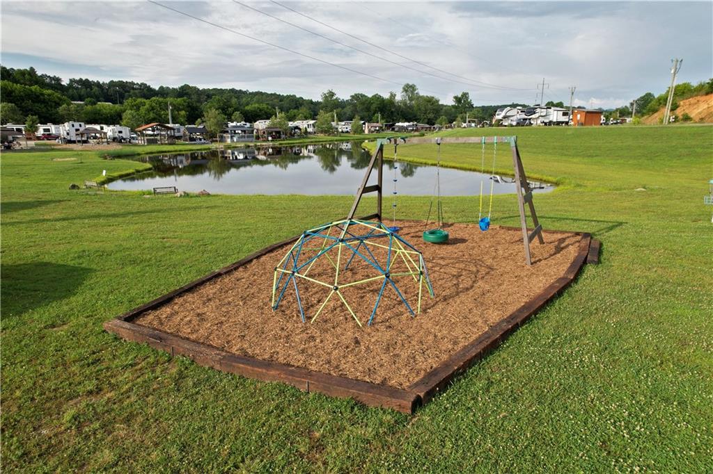 34 Mountain Meadows Circle Property Photo 16