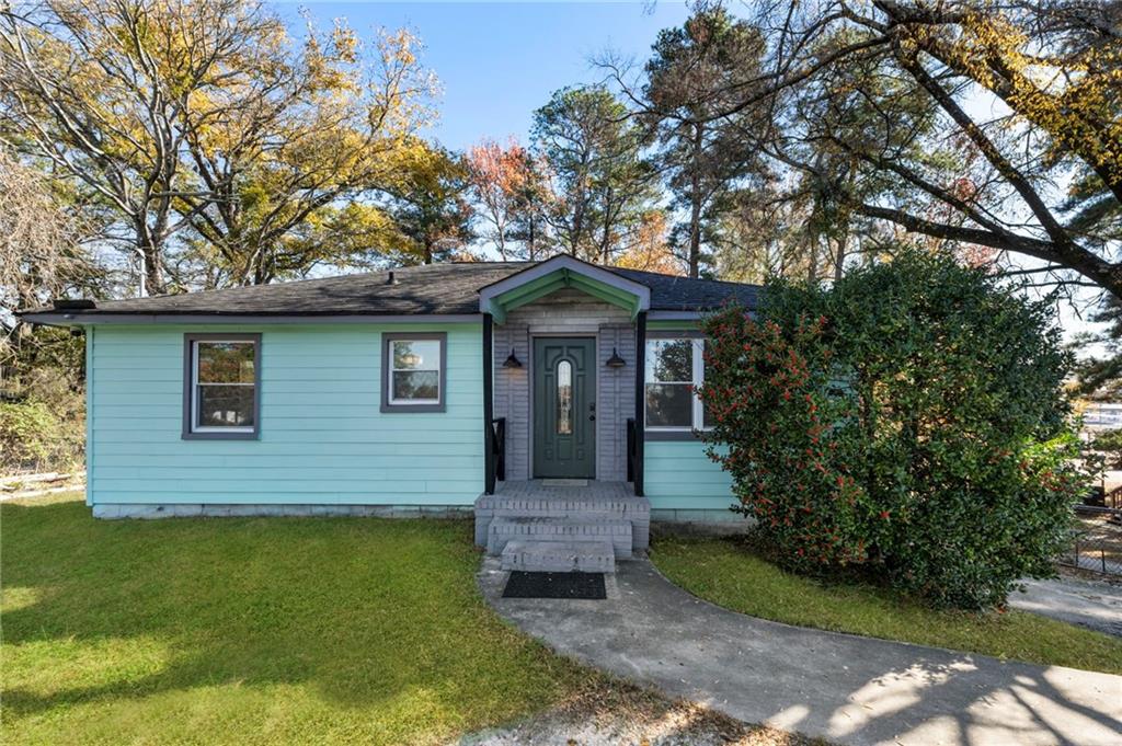 5211 Oakdale Se Property Photo 1