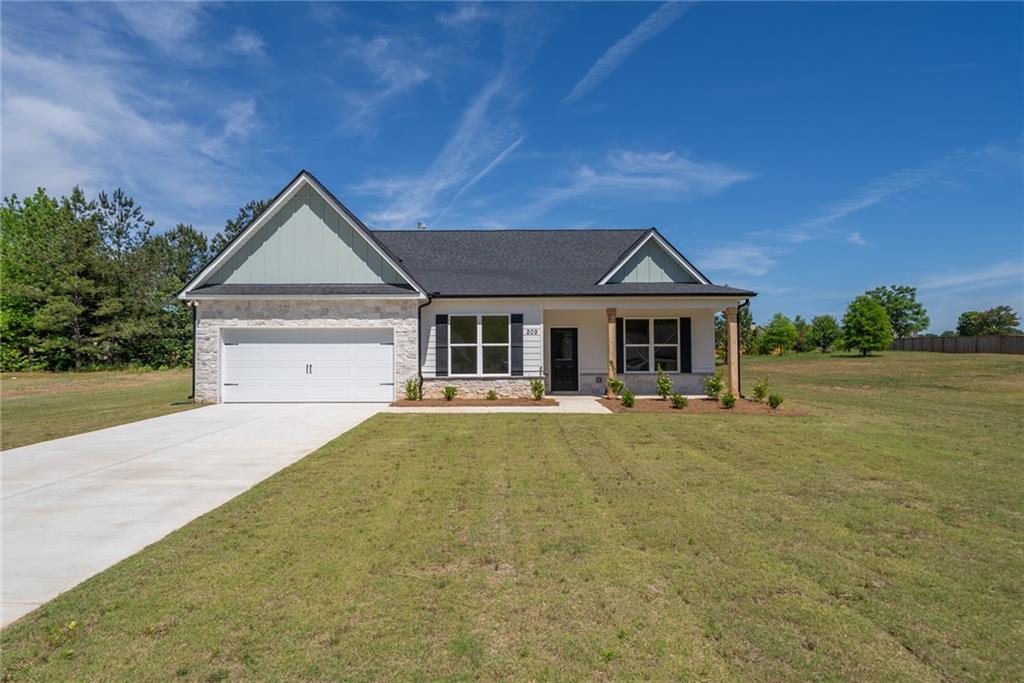 209 Squirrel Run Property Photo 1
