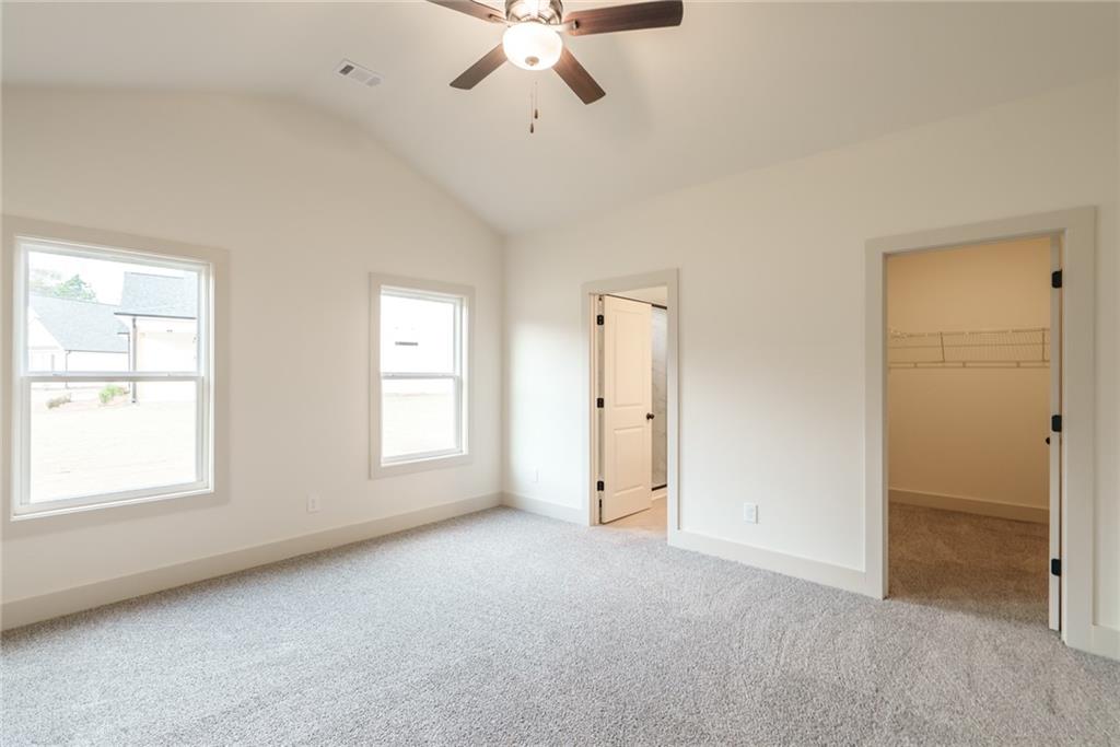 205 Squirrel Run Property Photo 17
