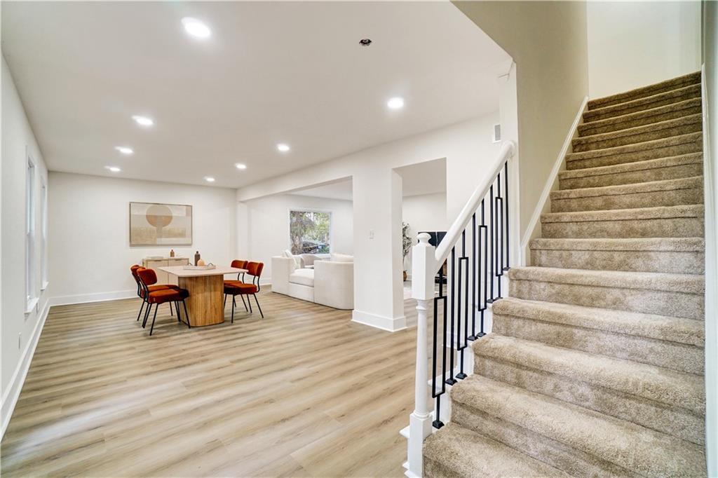 1414 Logan Circle Property Photo 2