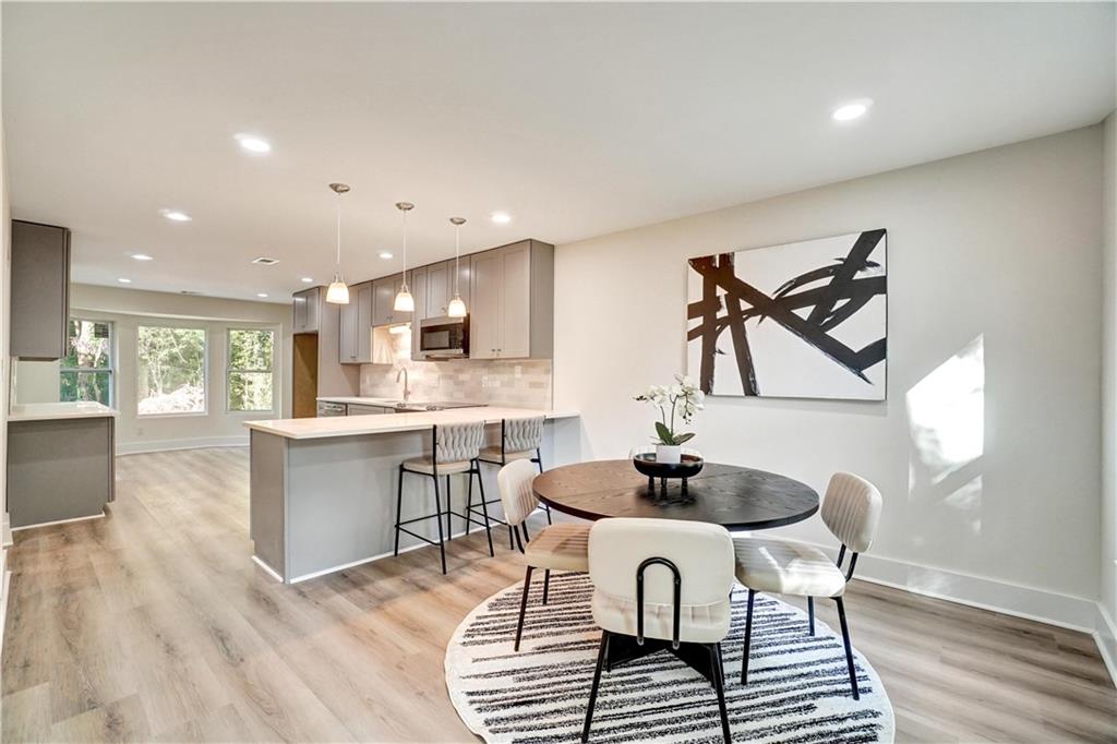 1414 Logan Circle Property Photo 12