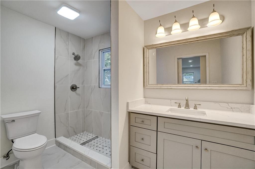 1414 Logan Circle Property Photo 22