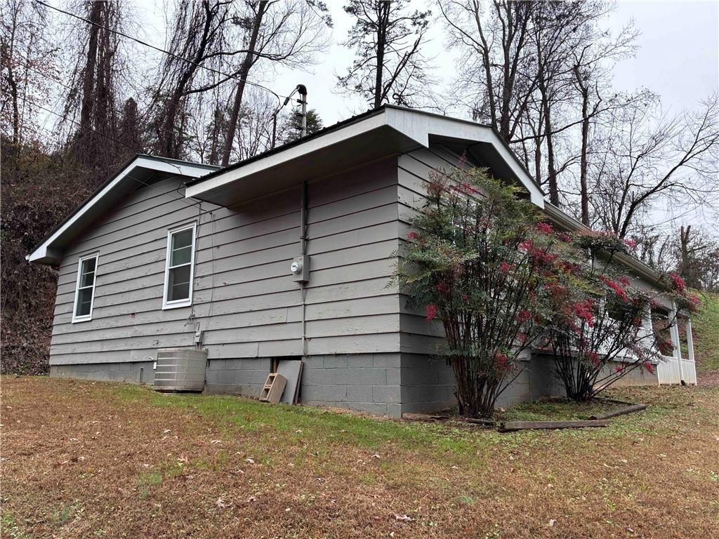 6 Logan Way Property Photo 1