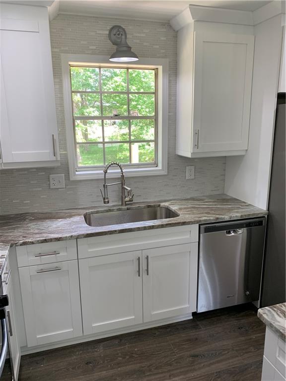 1039 Washington Avenue Property Photo 23