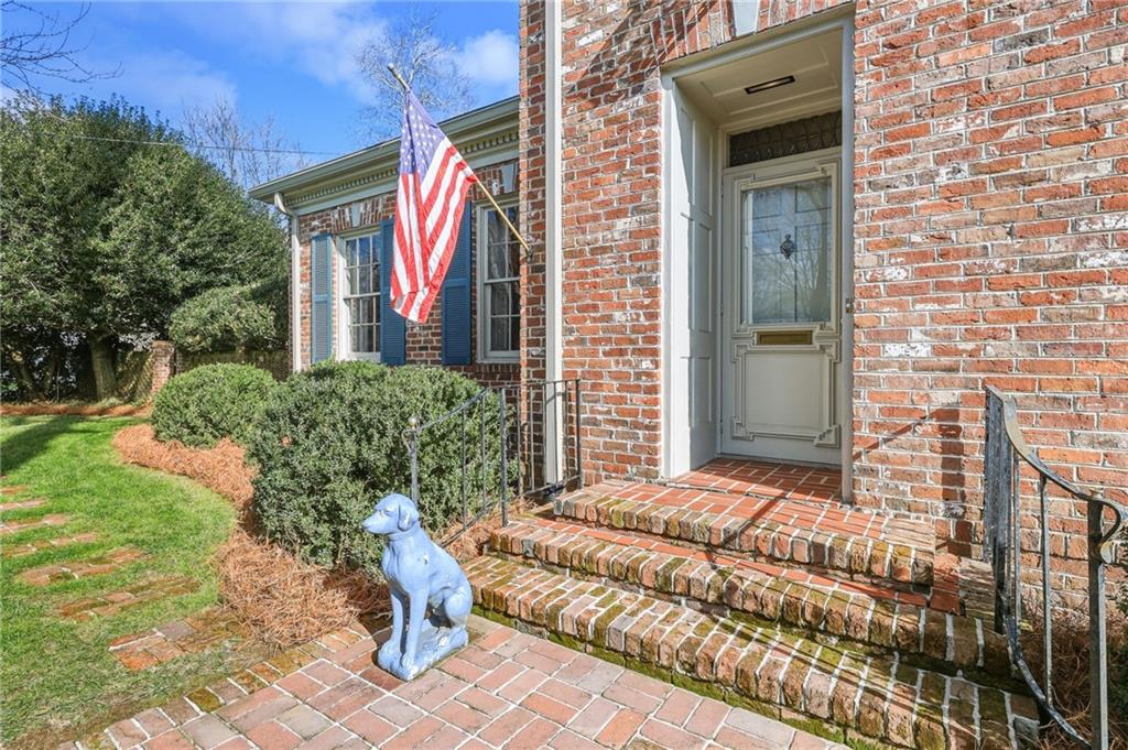 1606 Riverside Drive Property Photo 6