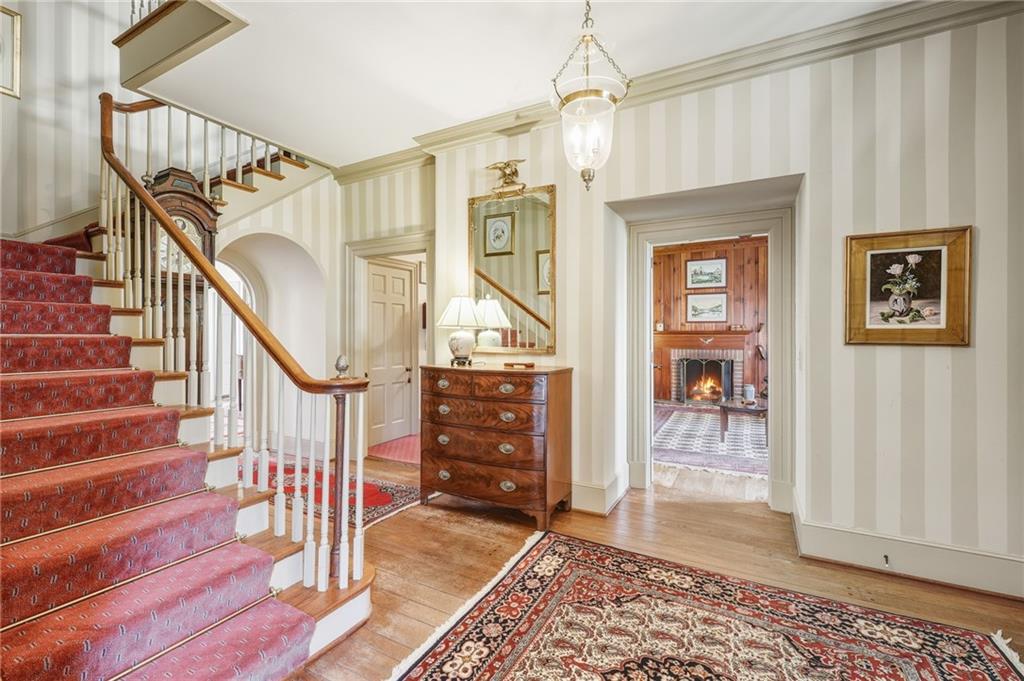 1606 Riverside Drive Property Photo 8