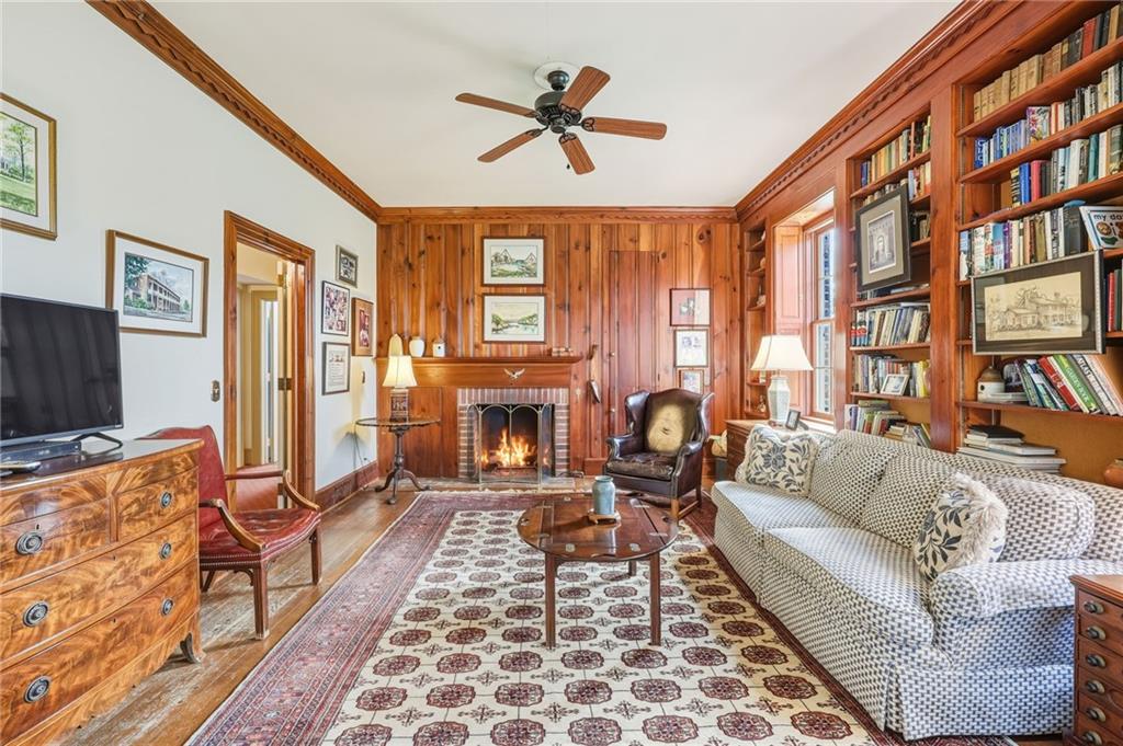 1606 Riverside Drive Property Photo 16