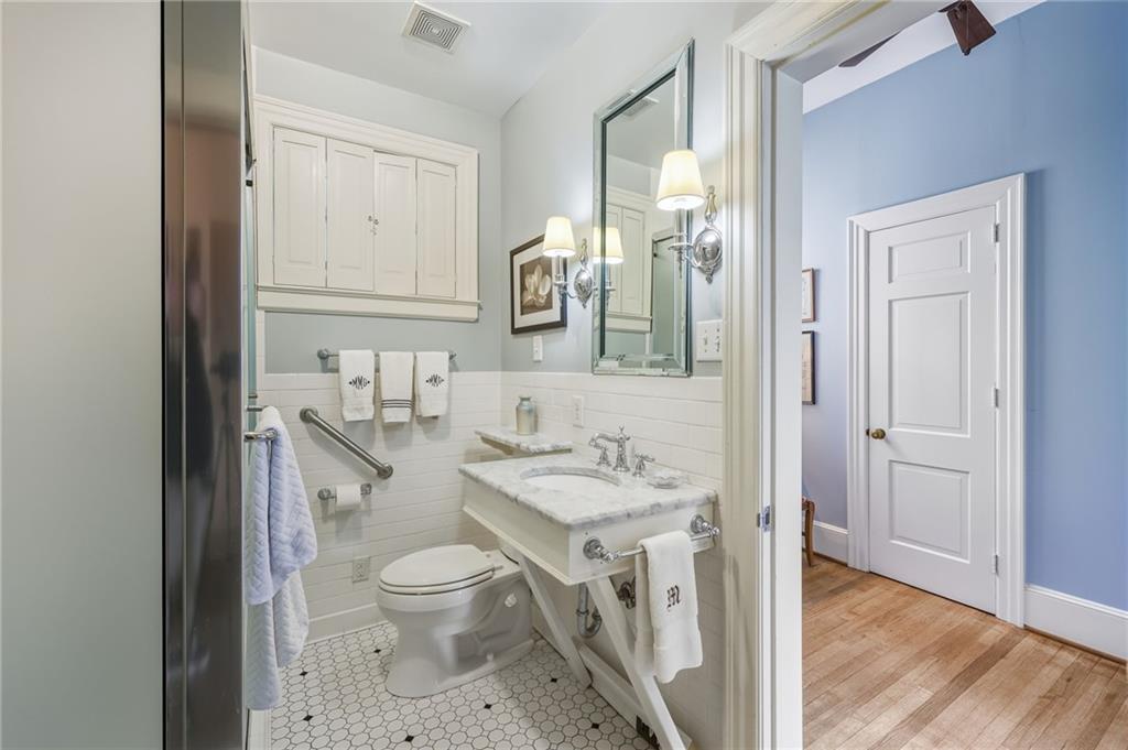 1606 Riverside Drive Property Photo 26