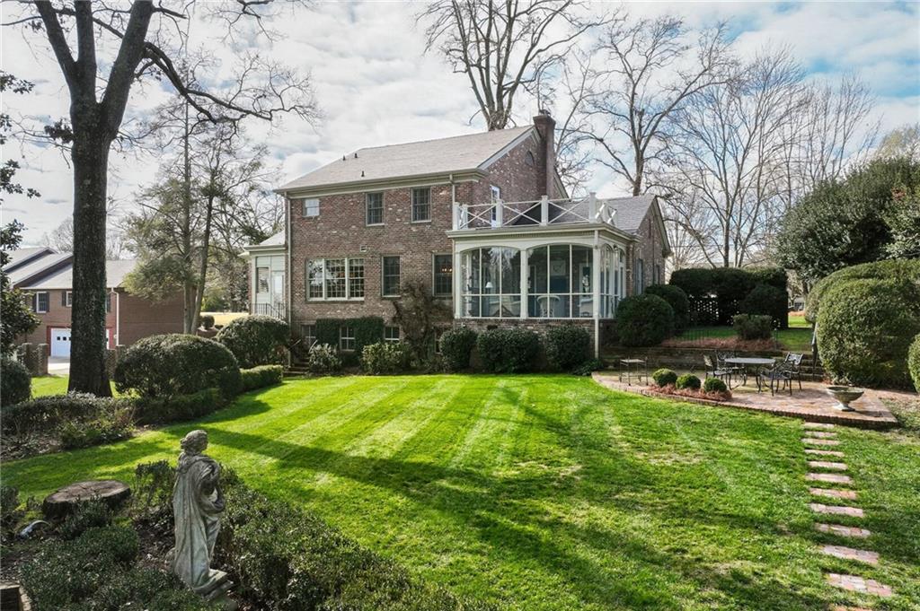 1606 Riverside Drive Property Photo 48