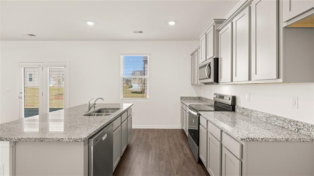 81 White Spruce Way Property Photo 10