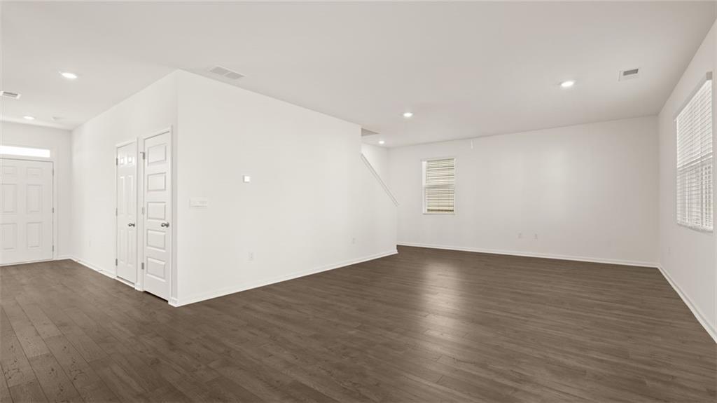 81 White Spruce Way Property Photo 14