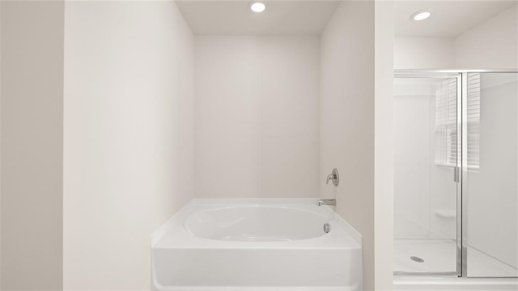 81 White Spruce Way Property Photo 24