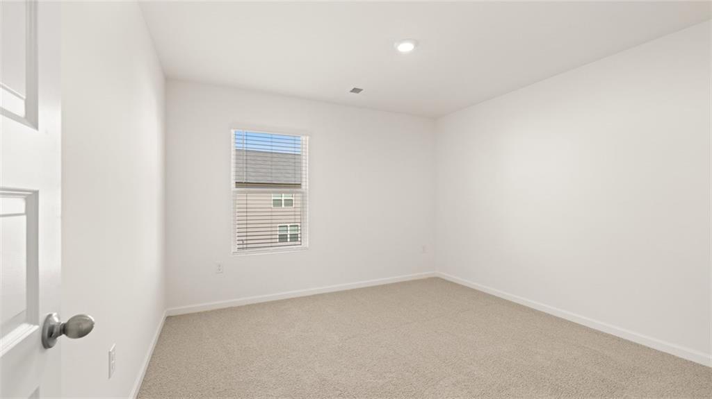 81 White Spruce Way Property Photo 29