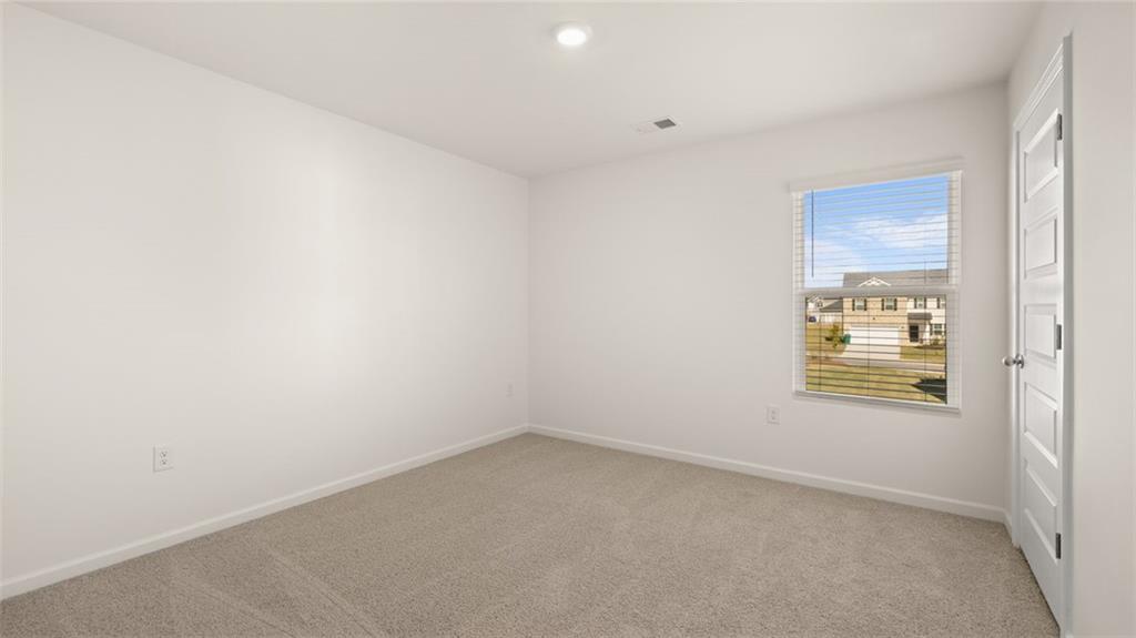 81 White Spruce Way Property Photo 33
