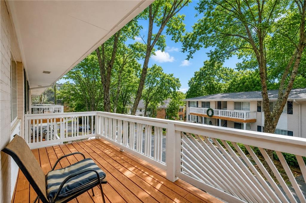 1990 Wellbourne Drive NE Unit 7