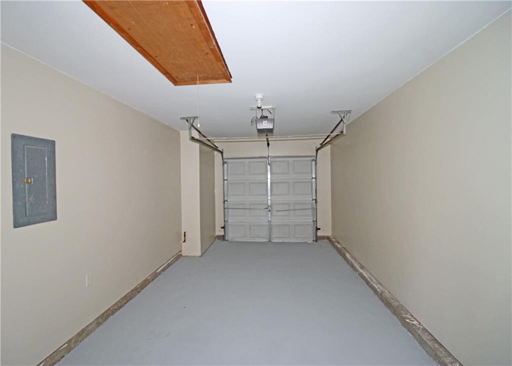 3616 Bristol Overlook Property Photo 2