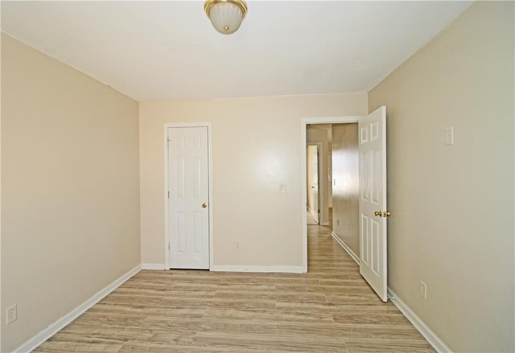 3616 Bristol Overlook Property Photo 5
