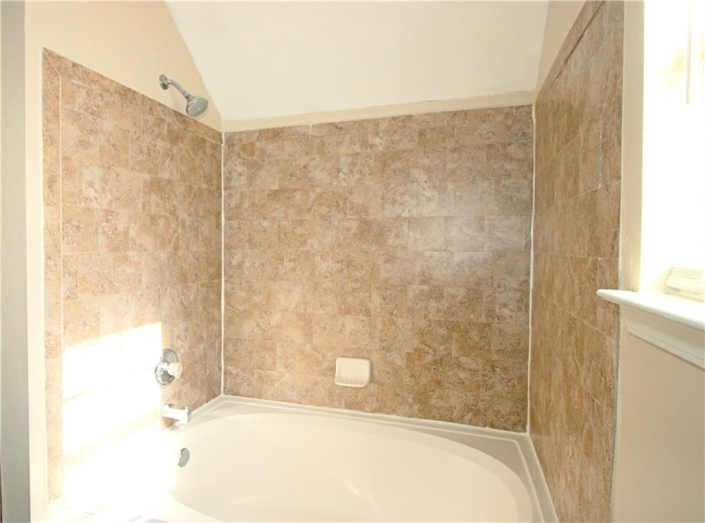 3616 Bristol Overlook Property Photo 6