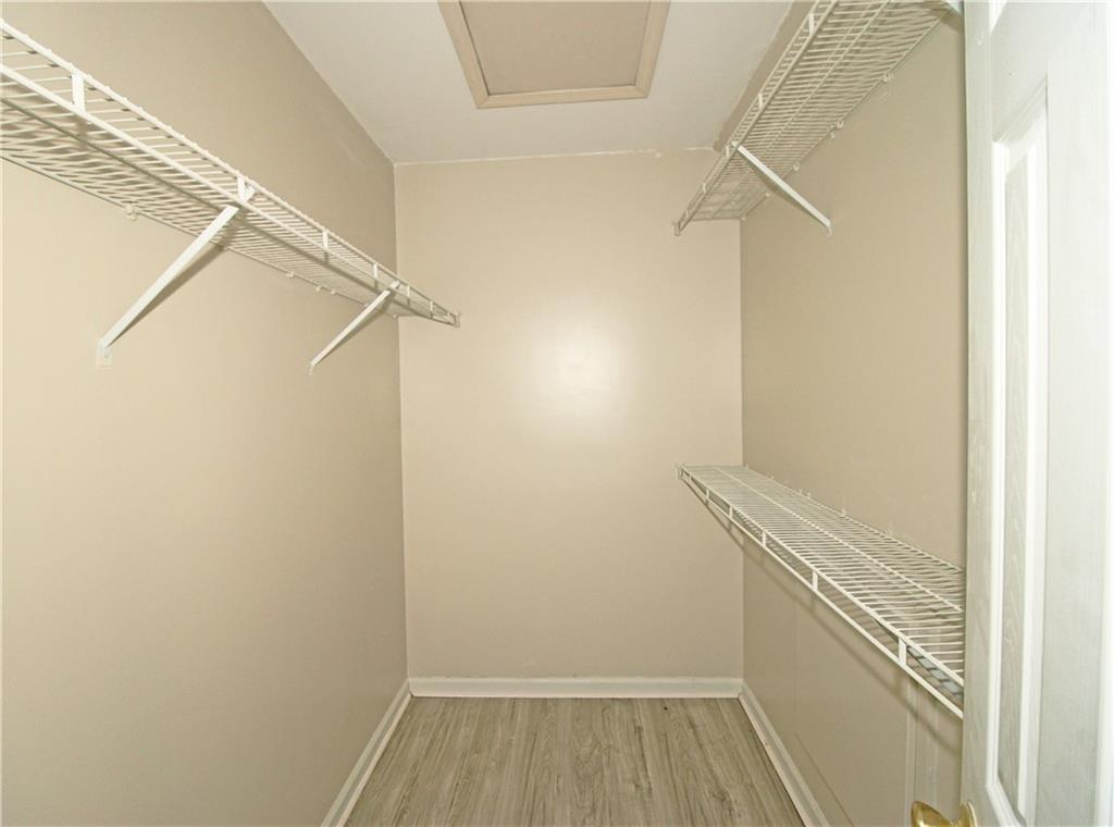 3616 Bristol Overlook Property Photo 7