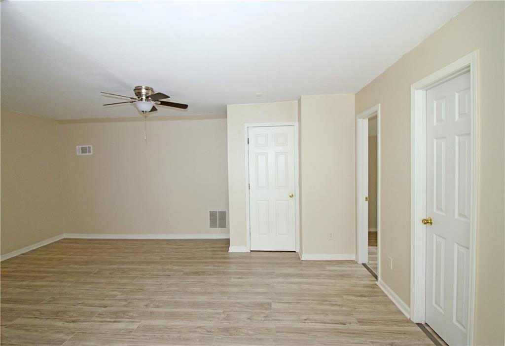 3616 Bristol Overlook Property Photo 8