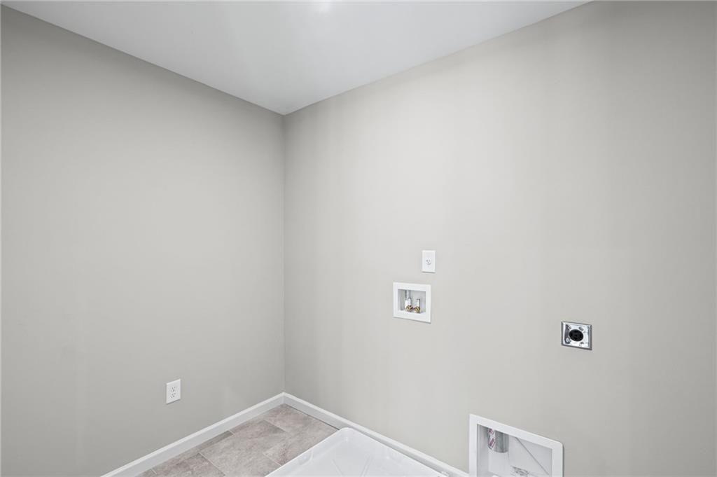 222 Loon Lake Way Property Photo 29
