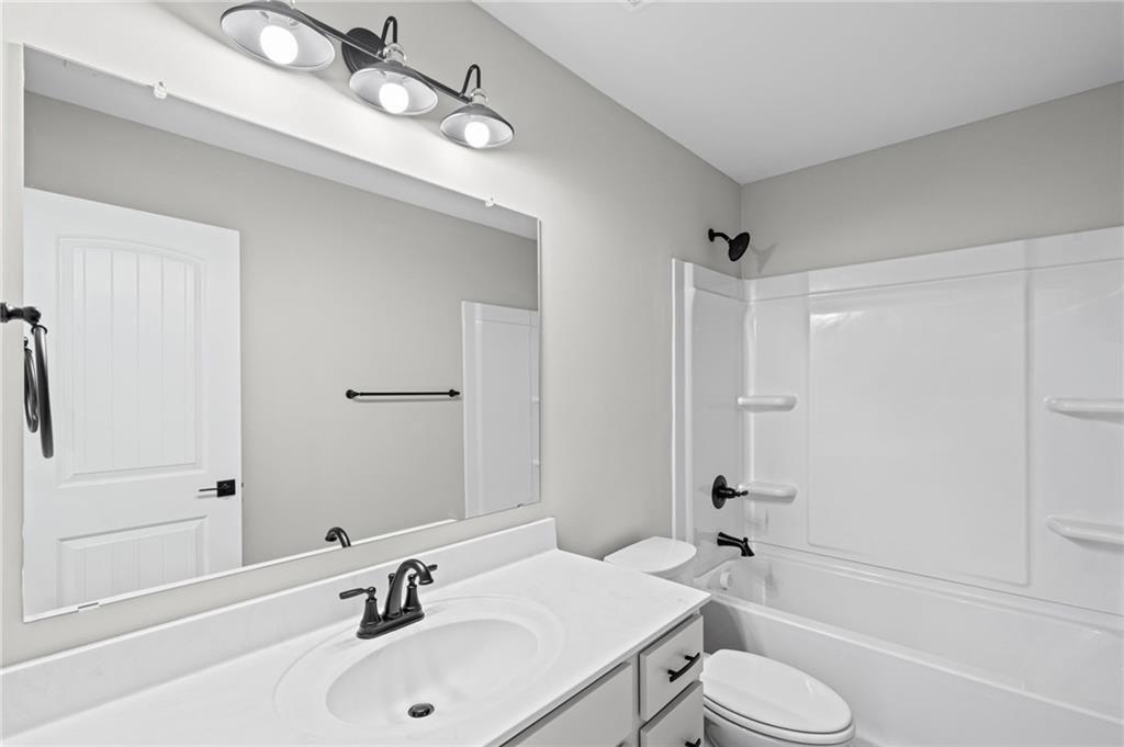 222 Loon Lake Way Property Photo 31