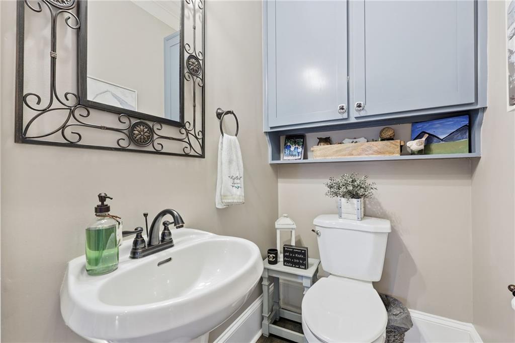 2650 Waters Edge Drive Property Photo 21