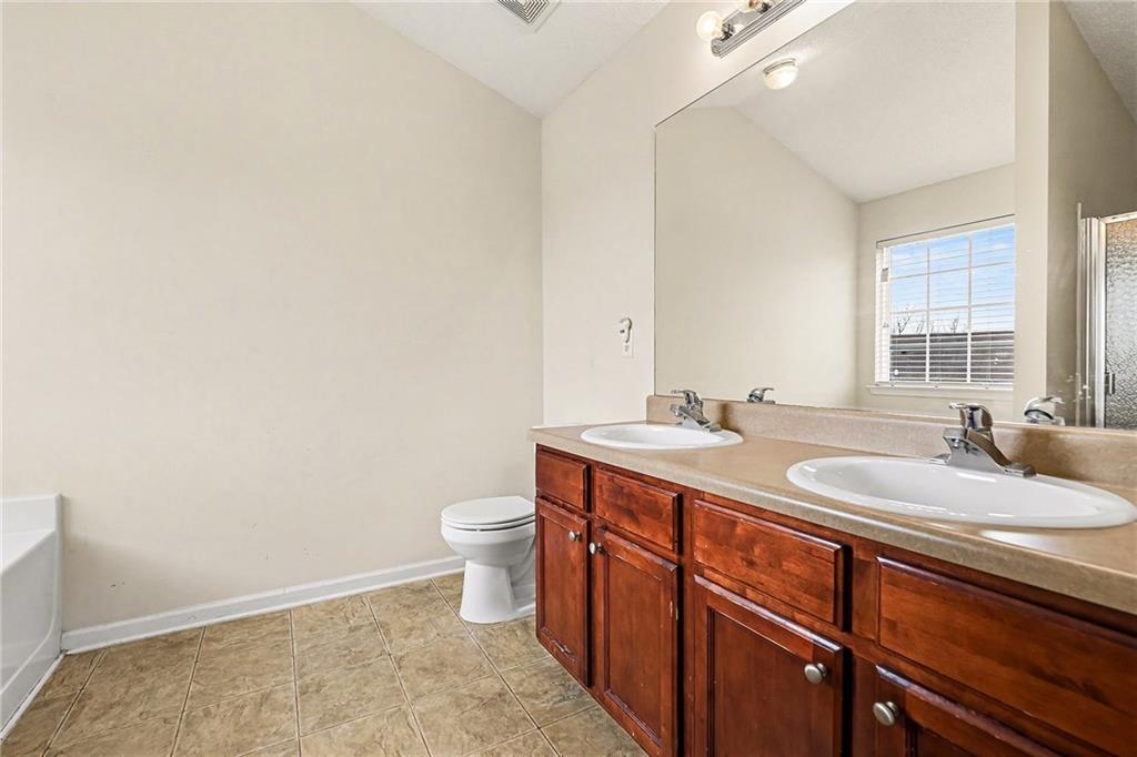 7676 Rutgers Circle Property Photo 24