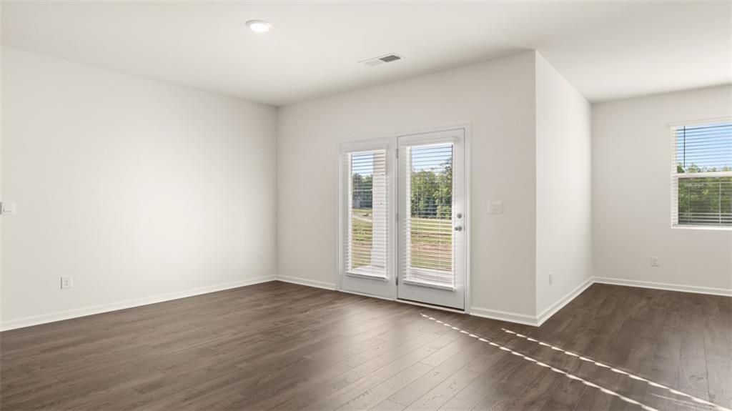 92 White Spruce Way Property Photo 8