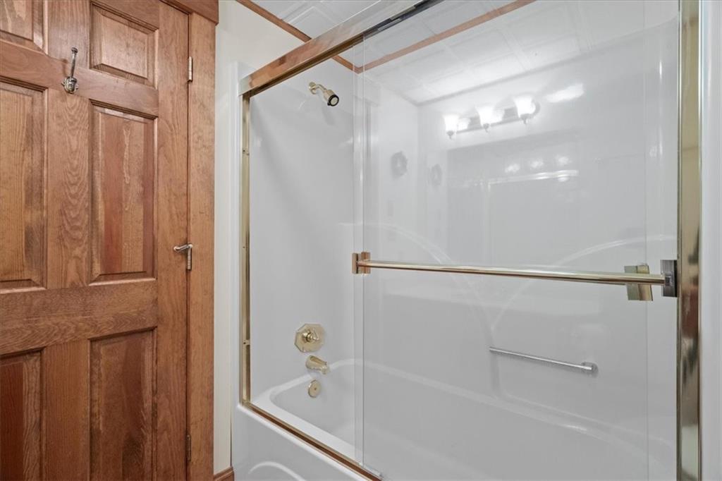 576 Apache Trail Property Photo 42